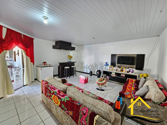 Imagem Casa com 3 Quartos à Venda, 400 m² em Centro - Balneário Barra Do Sul Imagem Casa com 3 Quartos à Venda, 400 m² em Centro - Balneário Barra Do Sul