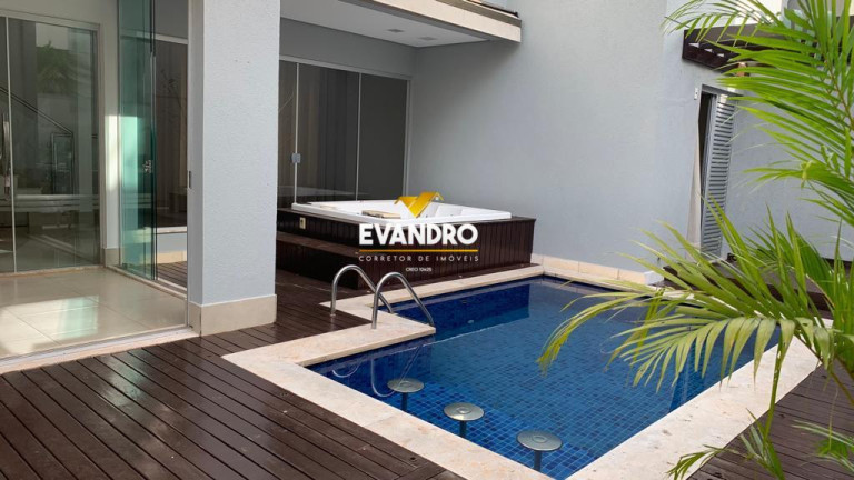 Imagem Casa com 4 Quartos à Venda, 548 m² em Condomínio Florais Cuiabá Residencial - Cuiabá Imagem Casa com 4 Quartos à Venda, 548 m² em Condomínio Florais Cuiabá Residencial - Cuiabá