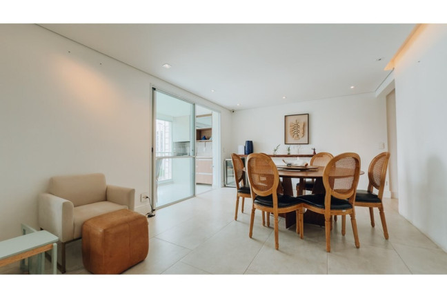 Imagem Imóvel com 3 Quartos à Venda, 143 m² em Moema - São Paulo