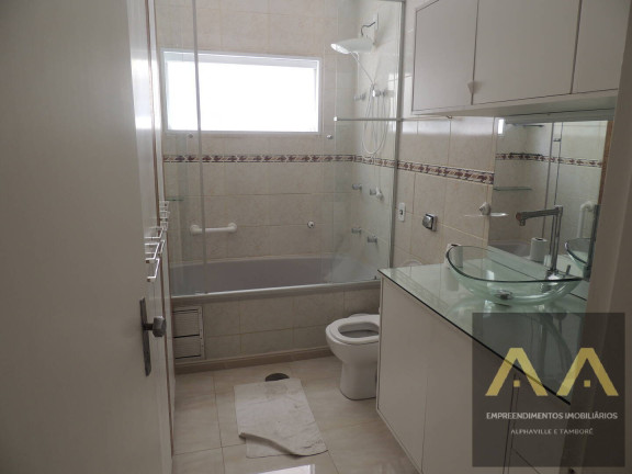 Imagem Casa com 4 Quartos à Venda, 330 m² em Alphaville - Santana De Parnaíba Imagem Casa com 4 Quartos à Venda, 330 m² em Alphaville - Santana De Parnaíba