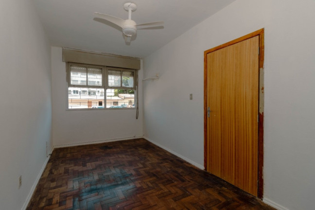 Imagem Imóvel com 2 Quartos à Venda, em Petrópolis - Porto Alegre Imagem Imóvel com 2 Quartos à Venda, em Petrópolis - Porto Alegre