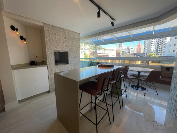 Imagem Apartamento com 3 Quartos à Venda, 311 m² em Agronômica - Florianópolis Imagem Apartamento com 3 Quartos à Venda, 311 m² em Agronômica - Florianópolis