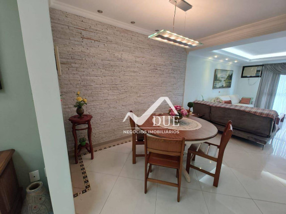 Imagem Apartamento com 3 Quartos à Venda, 150 m² em Embaré - Santos