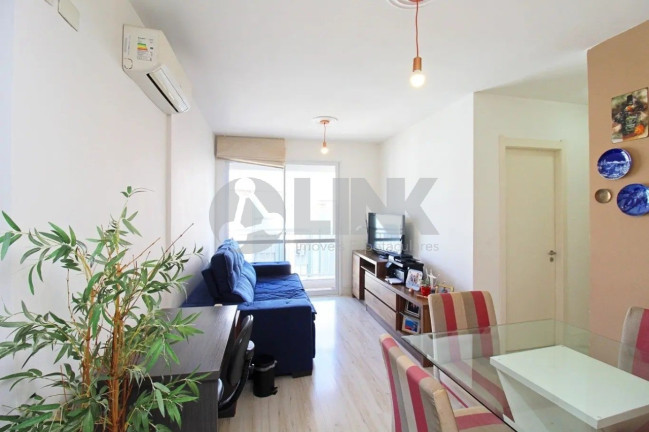 Imagem Apartamento com 2 Quartos à Venda, 60 m² em Cristo Redentor - Porto Alegre Imagem Apartamento com 2 Quartos à Venda, 60 m² em Cristo Redentor - Porto Alegre