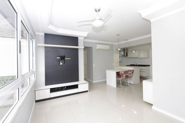 Imagem Apartamento com 2 Quartos à Venda, 68 m² em Petrópolis - Porto Alegre