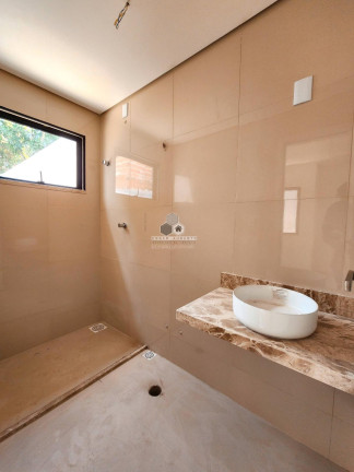 Imagem Casa com 3 Quartos à Venda, 100 m²