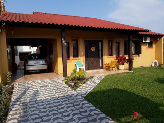 Imagem Casa com 3 Quartos à Venda, 420 m² em Stan - Torres Imagem Casa com 3 Quartos à Venda, 420 m² em Stan - Torres