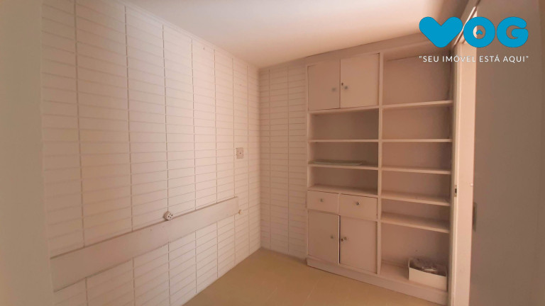 Imagem Imóvel com 4 Quartos à Venda, 179 m² em Moinhos De Vento - Porto Alegre Imagem Imóvel com 4 Quartos à Venda, 179 m² em Moinhos De Vento - Porto Alegre