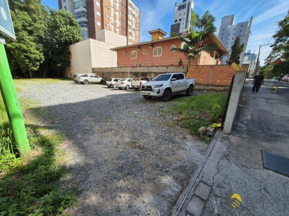 Terreno à Venda, 813 m² em Victor Konder - Blumenau