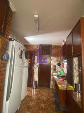 Imagem Sobrado com 3 Quartos à Venda, 291 m² em Kennedy - Londrina