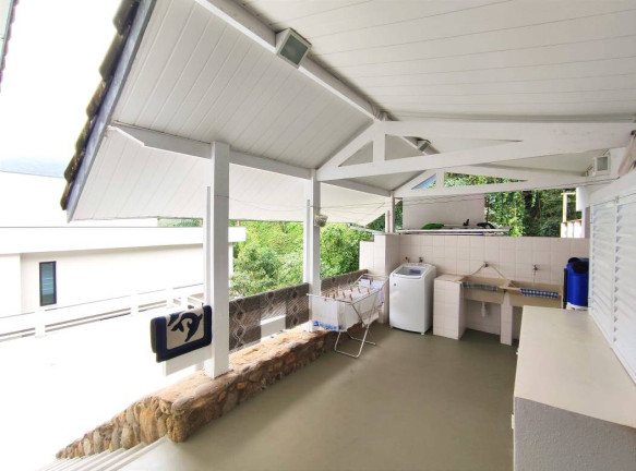 Imagem Casa com 6 Quartos à Venda, 660 m² em Santa Rita - Ubatuba Imagem Casa com 6 Quartos à Venda, 660 m² em Santa Rita - Ubatuba