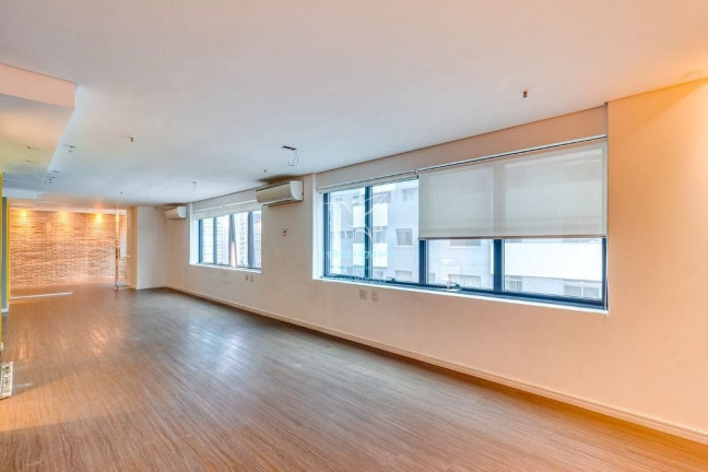 Imagem Sala Comercial à Venda, 83 m² em Moema - São Paulo Imagem Sala Comercial à Venda, 83 m² em Moema - São Paulo