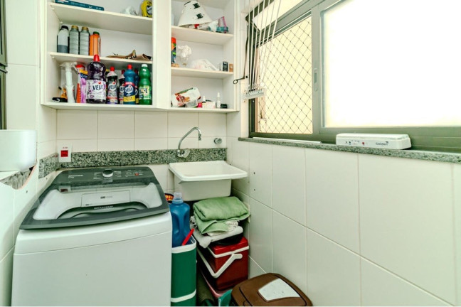 Imagem Imóvel com 3 Quartos à Venda,  em Jardim Botanico - Porto Alegre