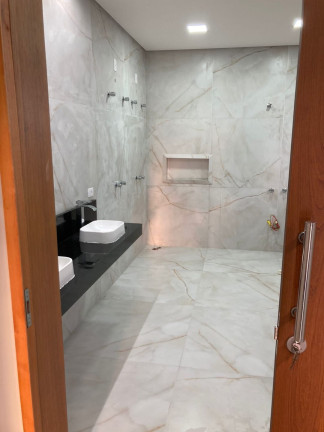 Imagem Casa de Condomínio com 3 Quartos à Venda, 220 m² em Parque Residencial Maria Elmira - Caçapava