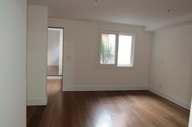 Imagem Casa com 4 Quartos à Venda, 730 m² em Jardim Paulista - São Paulo Imagem Casa com 4 Quartos à Venda, 730 m² em Jardim Paulista - São Paulo