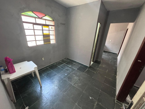 Imagem Casa com 2 Quartos à Venda, 200 m² em Conjunto Confisco - Contagem
