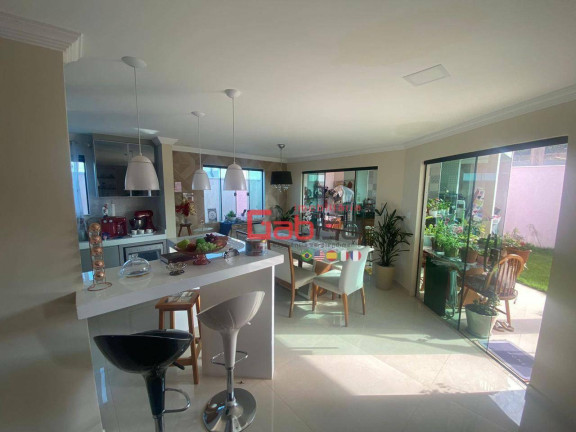 Imagem Casa com 4 Quartos à Venda, 204 m² em Vila Sao Pedro - São Pedro Da Aldeia Imagem Casa com 4 Quartos à Venda, 204 m² em Vila Sao Pedro - São Pedro Da Aldeia