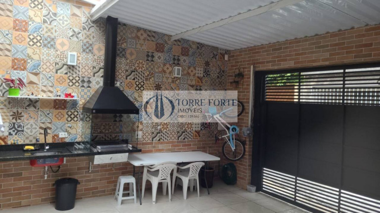 Imagem Casa com 2 Quartos à Venda, 120 m² em Vila Carrão - São Paulo