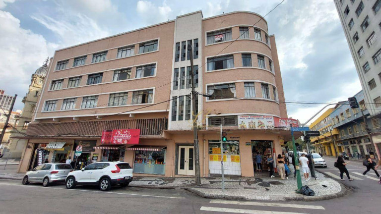 Imagem Apartamento com 3 Quartos à Venda, 120 m² em Centro - Curitiba