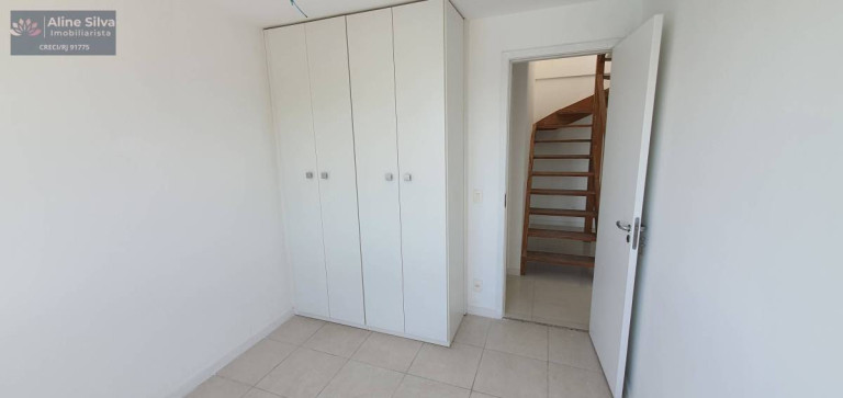 Imagem Cobertura com 3 Quartos para Alugar, 126 m² em Praça Seca - Rio De Janeiro
