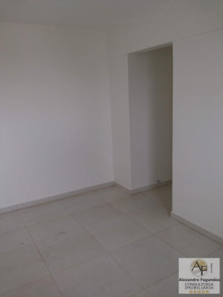 Imagem Apartamento com 3 Quartos à Venda, 73 m² em Vila Rosa - Goiânia
