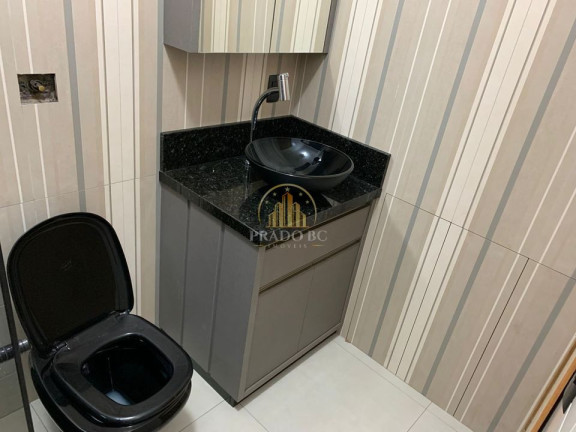 Imagem Casa com 2 Quartos à Venda, 1 m² em Lídia Duarte - Camboriú Imagem Casa com 2 Quartos à Venda, 1 m² em Lídia Duarte - Camboriú