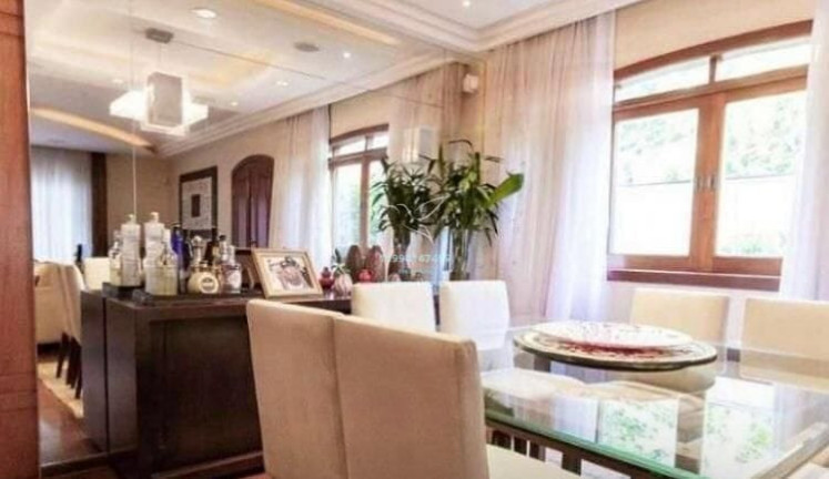 Imagem Casa com 3 Quartos à Venda, 345 m² em Campo Belo - São Paulo Imagem Casa com 3 Quartos à Venda, 345 m² em Campo Belo - São Paulo