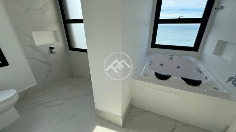 Imagem Apartamento com 4 Quartos à Venda, 180 m² em Meia Praia - Itapema Imagem Apartamento com 4 Quartos à Venda, 180 m² em Meia Praia - Itapema