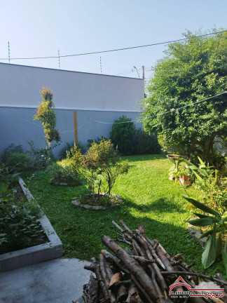 Imagem Casa com 3 Quartos à Venda, 247 m² em Jardim Santa Maria - Jacareí Imagem Casa com 3 Quartos à Venda, 247 m² em Jardim Santa Maria - Jacareí