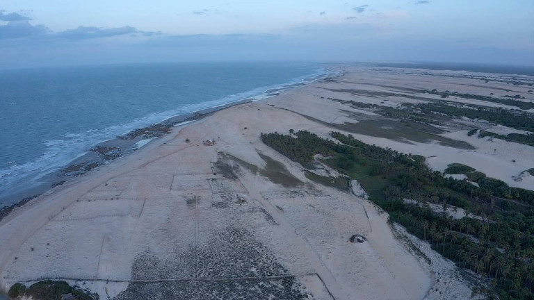 Imagem Terreno à Venda, 7 m² em Praia De Curimãs - Barroquinha Imagem Terreno à Venda, 7 m² em Praia De Curimãs - Barroquinha