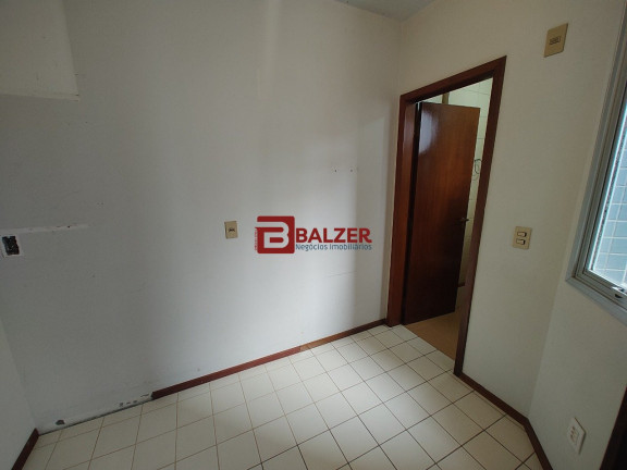 Imagem Apartamento com 4 Quartos à Venda, 257 m² em Centro - Florianópolis Imagem Apartamento com 4 Quartos à Venda, 257 m² em Centro - Florianópolis