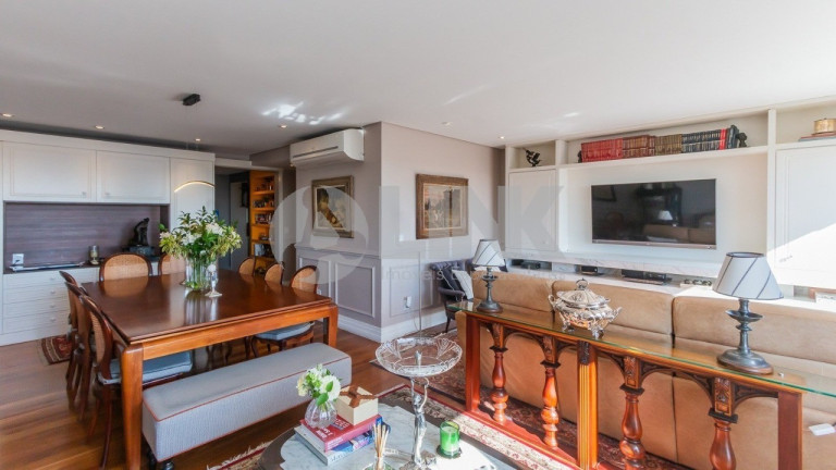 Imagem Apartamento com 3 Quartos à Venda, 120 m² em Moinhos De Vento - Porto Alegre