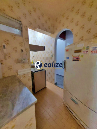Imagem Imóvel com 2 Quartos à Venda, 44 m² em Centro - Guarapari