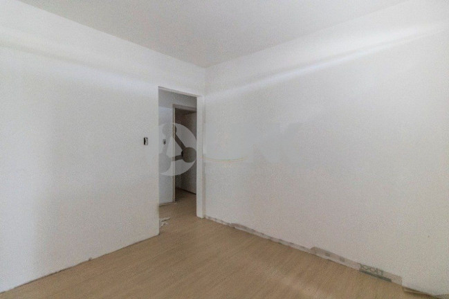 Imagem Apartamento com 3 Quartos à Venda, 74 m² em Passo Da Areia - Porto Alegre