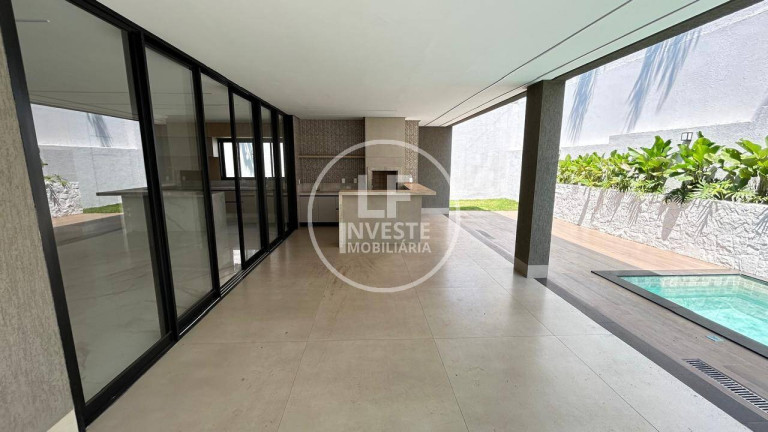 Imagem Casa de Condomínio com 5 Quartos à Venda, 447 m² em Alphaville Flamboyant Residencial Araguaia - Goiânia