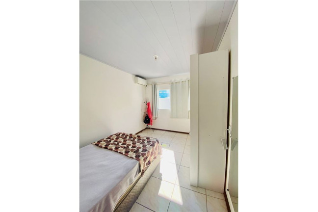 Imagem Casa com 2 Quartos à Venda,  em Tabuleiro - Camboriú