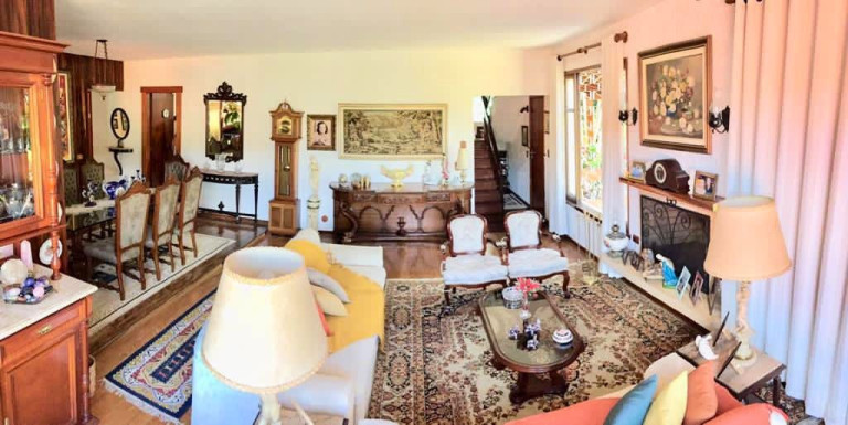 Imagem Casa com 6 Quartos à Venda, 331 m² em Araras - Teresópolis Imagem Casa com 6 Quartos à Venda, 331 m² em Araras - Teresópolis