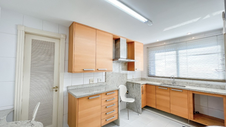 Imagem Apartamento com 3 Quartos à Venda, 159 m² em Bela Vista - Porto Alegre