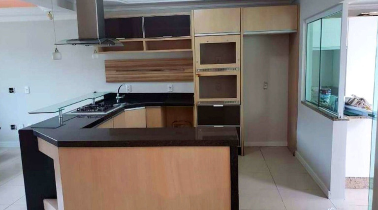 Imagem Casa com 5 Quartos à Venda, 282 m² em Nações - Balneário Camboriú