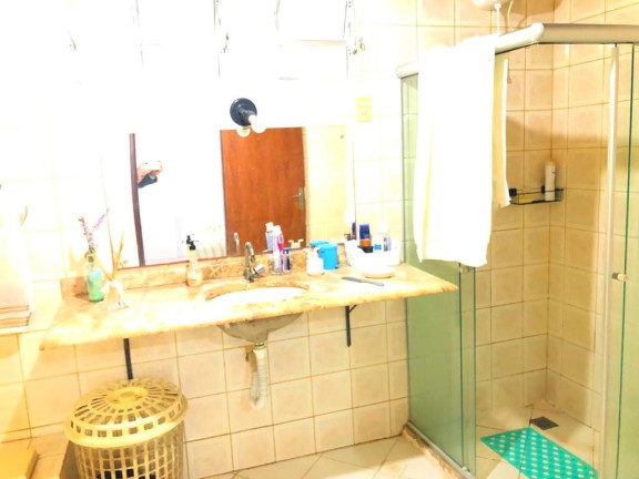 Imagem Casa com 3 Quartos à Venda, 400 m² em Estrada Do Côco - Lauro De Freitas Imagem Casa com 3 Quartos à Venda, 400 m² em Estrada Do Côco - Lauro De Freitas