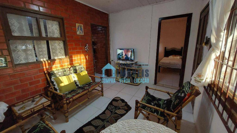 Imagem Casa com 4 Quartos à Venda, 450 m² em Centro - Balneário Pinhal Imagem Casa com 4 Quartos à Venda, 450 m² em Centro - Balneário Pinhal