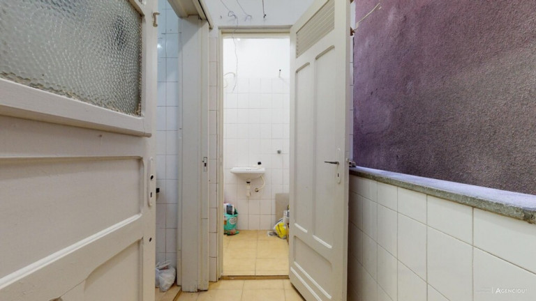 Imagem Imóvel com 2 Quartos à Venda, 57 m² em Centro Histórico - Porto Alegre Imagem Imóvel com 2 Quartos à Venda, 57 m² em Centro Histórico - Porto Alegre
