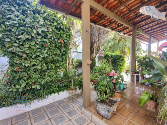 Imagem Casa com 4 Quartos à Venda, 186 m² em Sambaqui - Florianópolis