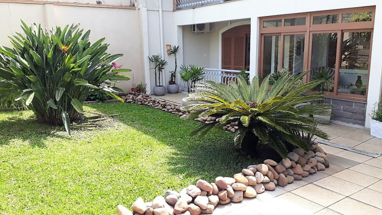 Imagem Sobrado com 3 Quartos à Venda, 411 m² em Igara - Canoas