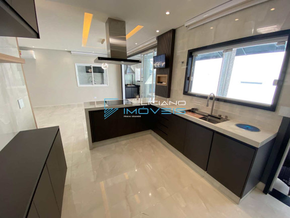 Imagem Casa com 3 Quartos à Venda, 200 m² em Ocian - Praia Grande Imagem Casa com 3 Quartos à Venda, 200 m² em Ocian - Praia Grande