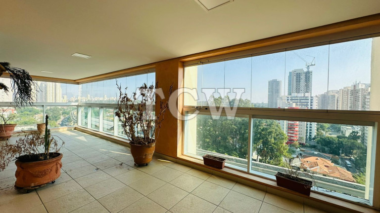 Imagem Apartamento com 3 Quartos à Venda, 206 m² em Campo Belo - São Paulo