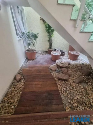 Imagem Sobrado com 4 Quartos à Venda, 268 m² em Vila Gilda - Santo André Imagem Sobrado com 4 Quartos à Venda, 268 m² em Vila Gilda - Santo André
