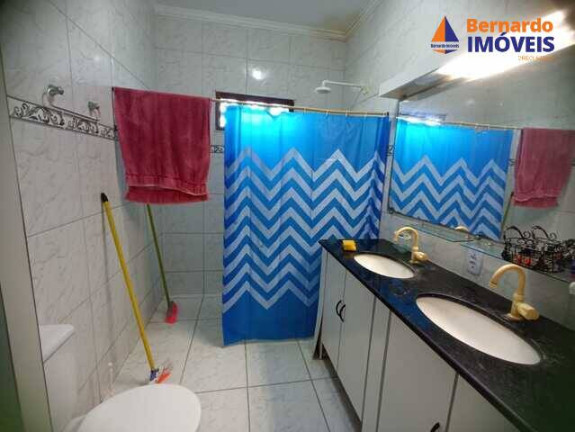 Imagem Casa com 4 Quartos à Venda, 210 m² em Barra Nova - Cascavel