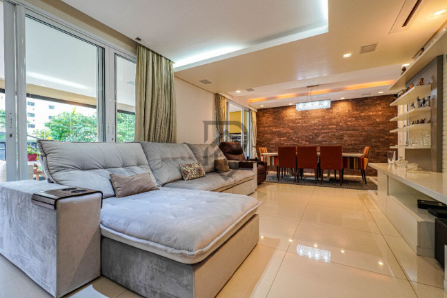 Imagem Apartamento com 4 Quartos à Venda, 245 m² em Vila Mariana - São Paulo