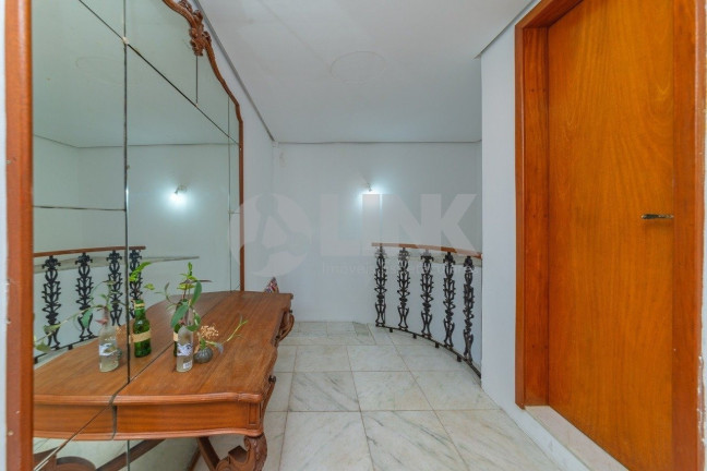 Imagem Imóvel com 2 Quartos à Venda, 150 m² em Mont Serrat - Porto Alegre